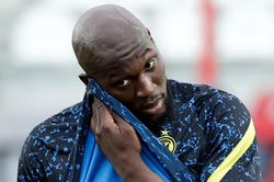 Chelsea hết cửa chiêu mộ Lukaku