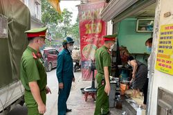 Quận Đống Đa: Siết chặt công tác quản lý trong phòng, chống dịch Covid-19