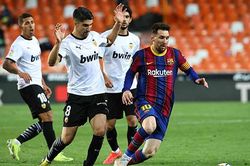 Valencia 2-3 Barca: Messi lập cú đúp, Barca bắt kịp Real, vòng tới tiếp Atletico Madrid