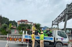 Tạm giữ 9 xe phân khối lớn đi vào cao tốc Hà Nội - Thái Nguyên