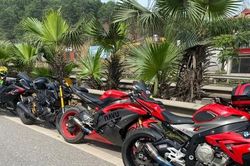 CSGT chặn bắt đoàn mô tô phân khối lớn phóng 'bạt mạng' trên cao tốc