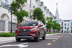Toyota dành nhiều ưu đãi cho khách hàng mua Toyota Rush