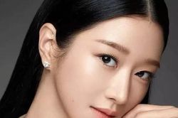 Seo Ye Ji dẫn đầu hạng mục do fan bình chọn tại giải thưởng Baeksang 2021 bất chấp scandal