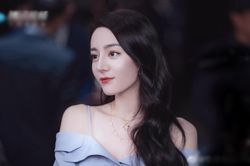 Địch Lệ Nhiệt Ba chưa thể gánh vai nữ chính?