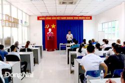 Tăng cường giáo dục nâng cao ý thức chính trị cho công nhân lao động