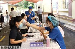 Yên Châu: Triển khai tiêm vắc-xin phòng dịch COVID-19