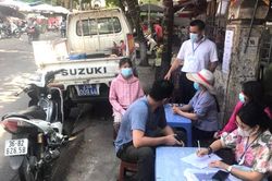 Quận Cầu Giấy xử phạt 78 triệu đồng đối với 39 trường hợp không đeo khẩu trang