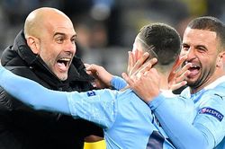 Guardiola tranh thủ 'đá đểu' MU khi Man City vào Chung kết C1