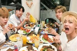 Thói quen ăn uống độc đáo của BTS khiến ARMY 'sửng sốt'