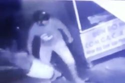 Không có tiền 'bợ' Kim Tiền!
