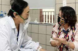 Nghệ sĩ Giang Còi nhập viện vì thổ ra máu quá nhiều