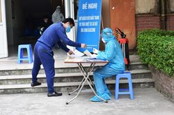 Quận Cầu Giấy truy vết thêm 8 trường hợp liên quan đến bệnh nhân Covid-19