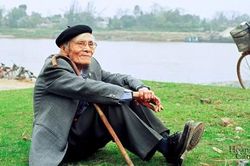 Tìm chất liệu cho dự án 'Hoàng Cầm 100 năm'