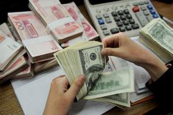 Tỷ giá ngoại tệ ngày 6/5: Lo ngại lên cao, USD tiếp tục tăng giá