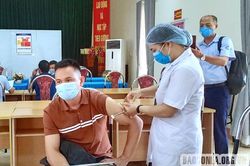 Sông Mã tiêm hơn 500 liều vắc-xin phòng dịch COVID-19