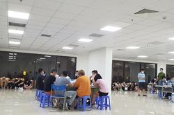 Người nước ngoài nhập cảnh trái phép vào Việt Nam có mục đích gì?