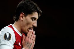 Thần may mắn ngoảnh mặt, Arsenal lỡ cơ hội đấu MU ở chung kết Europa League