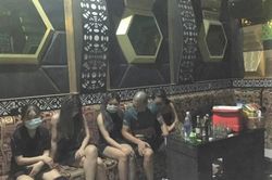 Bắc Giang: 8 đối tượng sử dụng ma túy 'bay lắc' trong quán karaoke bất chấp dịch