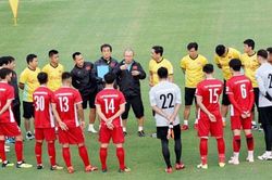 Cơ hội nào cho các tân binh tuyển Việt Nam?