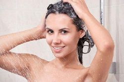Gội đầu vào thời điểm này coi chừng 'rước họa' vào người