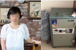 Mắng vợ ăn bám còn chơi sang khi mua dây chuyền vàng, nhưng khi cô mở két sắt, nhìn thứ bên trong thì anh 'đứng không vững'