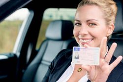 Người nước ngoài có được thi, cấp GPLX tại Việt Nam?