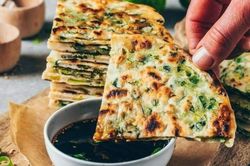 Làm bánh hành kiểu Trung Quốc ăn vặt cuối tuần
