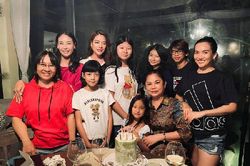Nhóm nhóc tì đình đám Vbiz tụ họp, con gái Trương Ngọc Ánh tiếp tục gây sốt với ngoại hình nổi bật