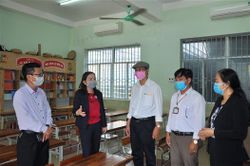 Học sinh tạm dừng đến trường từ 10/5/2021 để ứng phó với COVID-19