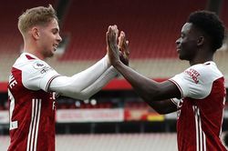 Arsenal 3-1 West Brom: Willian và Pepe đẩy West Brom chính thức xuống hạng