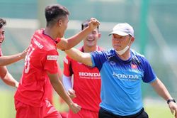 Bóng đá Việt Nam hôm nay: U22 Việt Nam hội quân. Hà Nội FC hoãn tiêm vaccine COVID-19