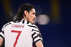 Cavani san bằng kỷ lục ấn tượng của Solskjaer cho MU