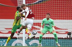 Kết quả Arsenal 3-1 West Brom: Pháo thủ tiễn West Brom xuống hạng