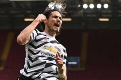 Cavani liên tục tỏa sáng, MU cuống cuồng tăng lương để giữ chân