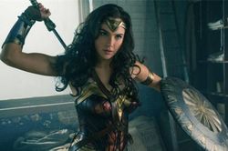 4 bộ phim Hollywood nổi tiếng bị cấm chiếu ở nước ngoài vì những lý do kỳ lạ