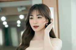 Hòa Minzy ủng hộ 100 triệu đồng cho quê nhà Bắc Ninh phòng chống dịch COVID - 19
