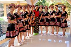 Mang ''hơi thở mùa xuân'' đến với học sinh dân tộc thiểu số