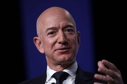 'Ở Amazon, đôi lúc chúng tôi tuyển người chỉ để sa thải'