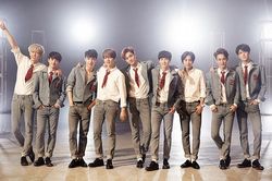 EXO sẽ công bố album mới với đầy đủ 9 thành viên