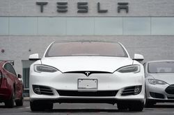 Mỹ công bố kết quả điều tra sơ bộ tai nạn liên quan đến xe Tesla