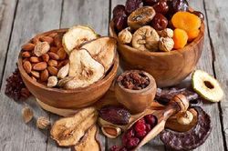 Trái cây khô: Ăn thế nào cho đúng?