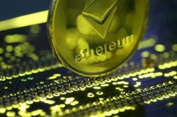 Nhà đầu tư lãi bao nhiêu nếu rót 1.000 USD mua tiền ảo Ethereum vào đầu năm nay?