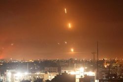 Hamas bắn hơn 200 tên lửa vào Israel để trả đũa