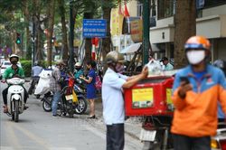 Shipper đắt khách, bội thu đơn hàng trong mùa dịch