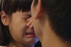 5 câu nói cha mẹ vô tình làm tổn thương, phá hỏng tương lai con gái