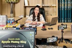 Bà Phương Hằng bị ăn cắp video, hút trăm ngàn lượt xem trong vài giờ
