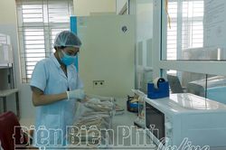 Sản xuất gần 20.000 vật tư phục vụ lấy mẫu xét nghiệm Covid-19