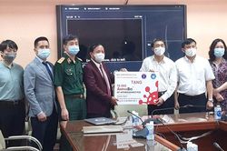 Bộ Y tế tiếp nhận 10 nghìn bộ kit xét nghiệm Covid-19