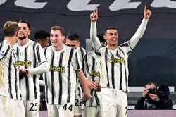 Bảng xếp hạng bóng đá Italia vòng 36: Juventus, Milan và Napoli quyết liệt đua top 4