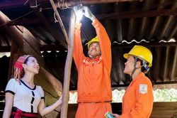 Xin ý kiến hỗ trợ tiền điện cho một số đối tượng tham gia phòng, chống dịch COVID-19